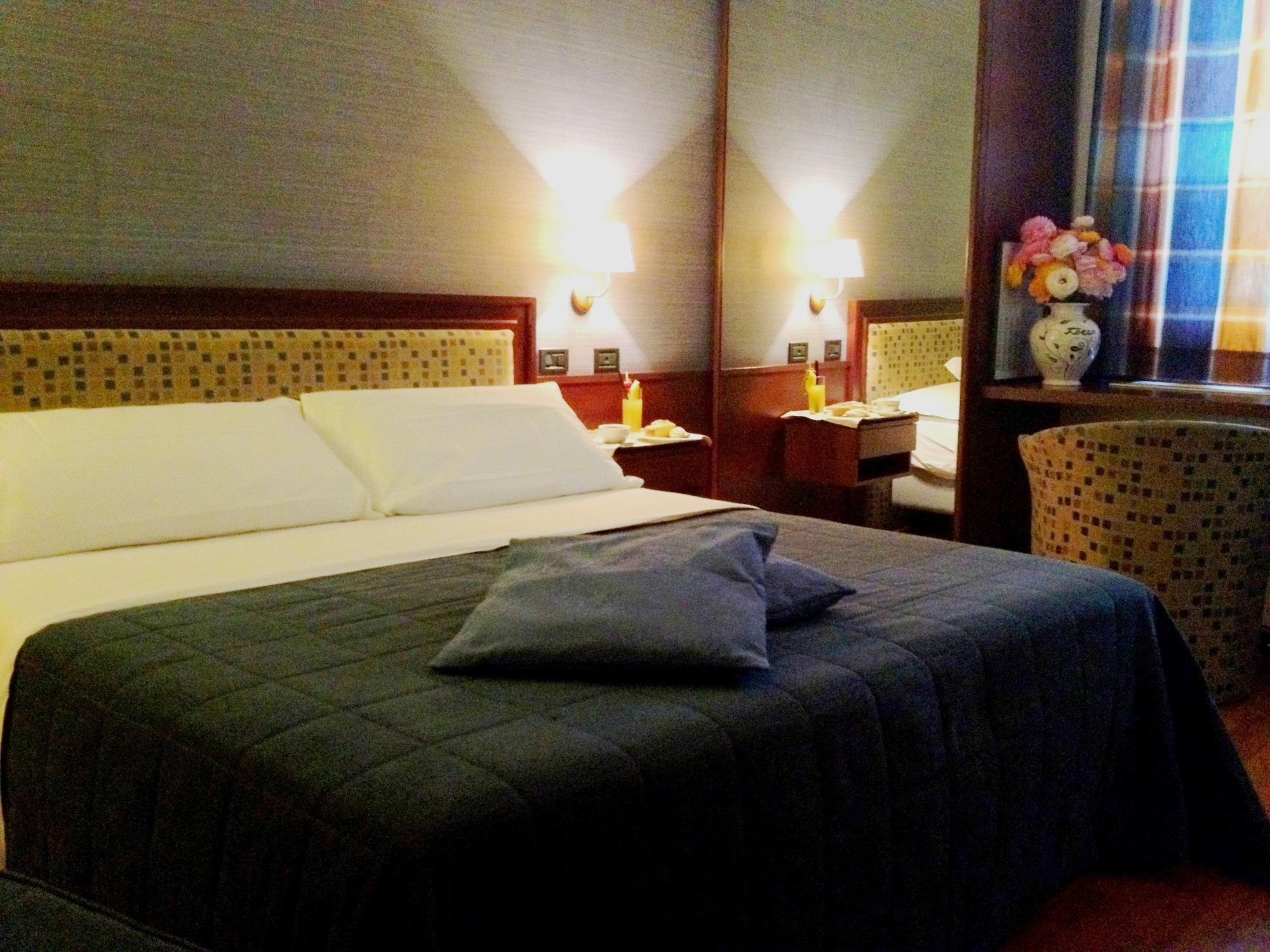 Hotel Montreal Ragusa Ngoại thất bức ảnh