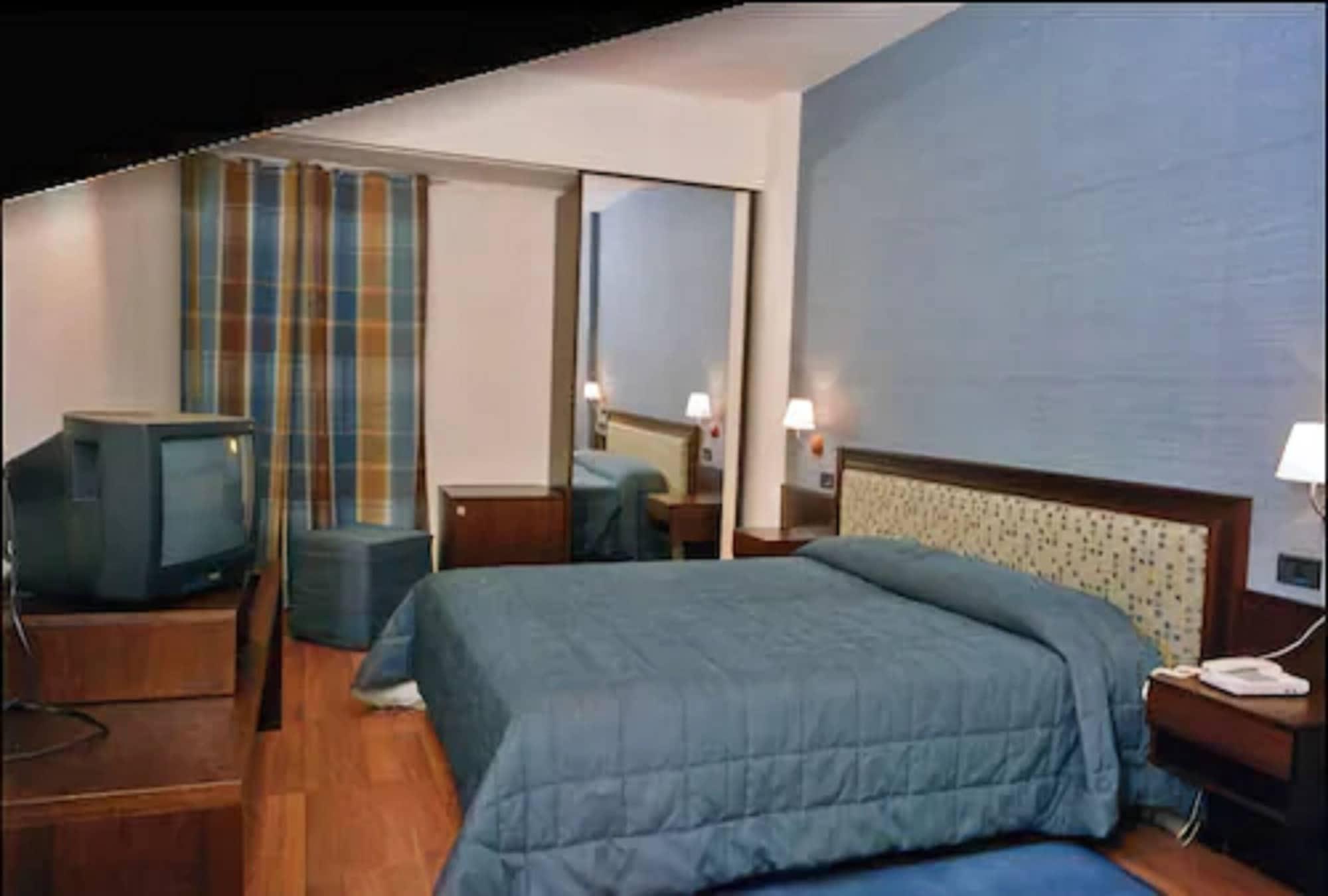 Hotel Montreal Ragusa Ngoại thất bức ảnh