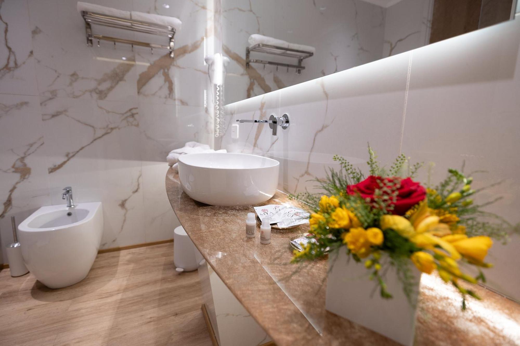 Hotel Montreal Ragusa Ngoại thất bức ảnh