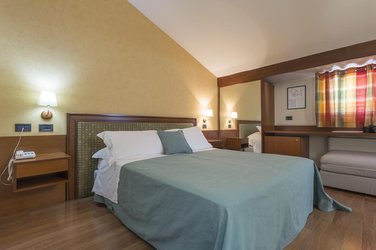 Hotel Montreal Ragusa Ngoại thất bức ảnh
